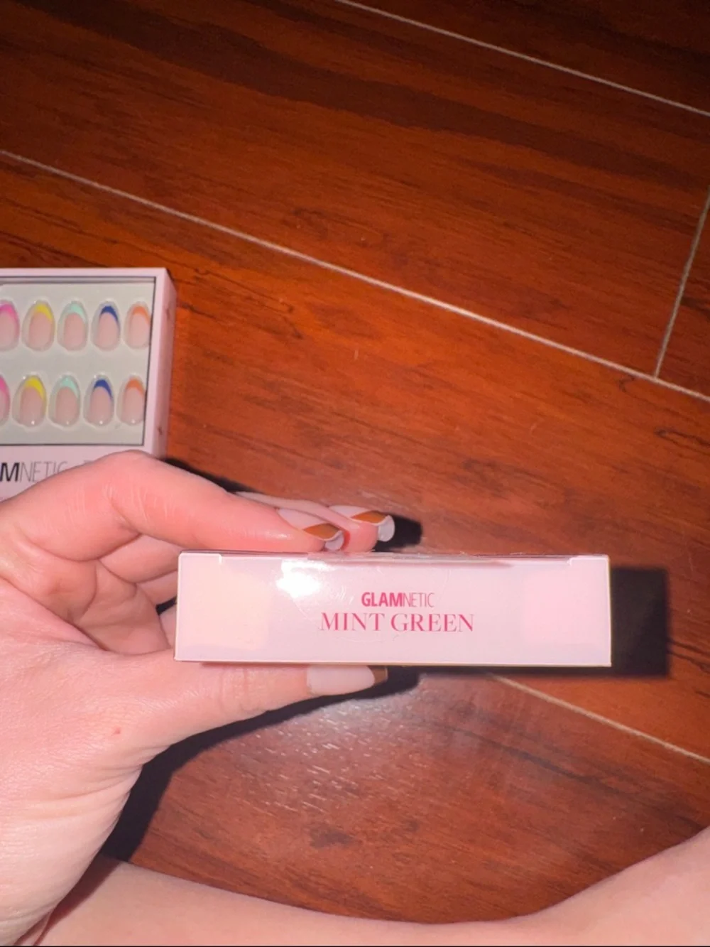 NIB GLAMNETIC nails - Picture 3 of 5